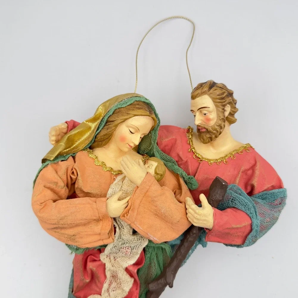 Holy Family Nativity Christmas Ornament resin faces Mary Joseph baby Jesus‎